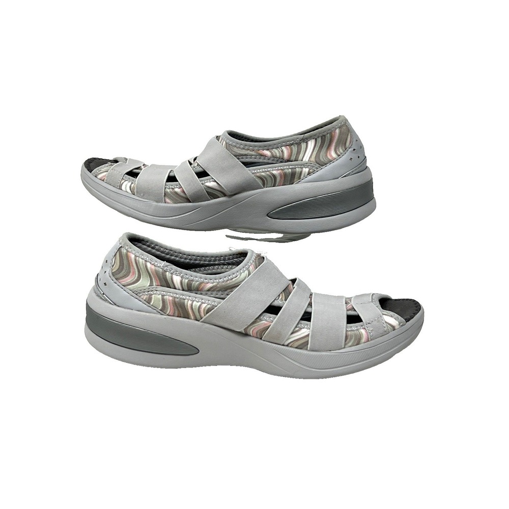 Bzees Shoes Womens Size 7.5 Frill Sandals Flat Gray Slip On Breathable Comfort